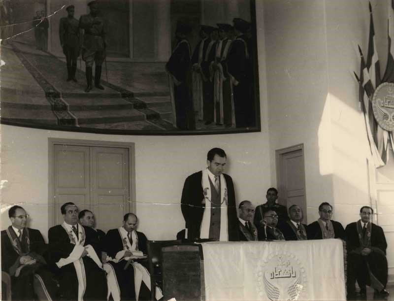 مراسم اهدای دکترای افتخاری به ریچارد نیکسون در دانشگاه تهران 