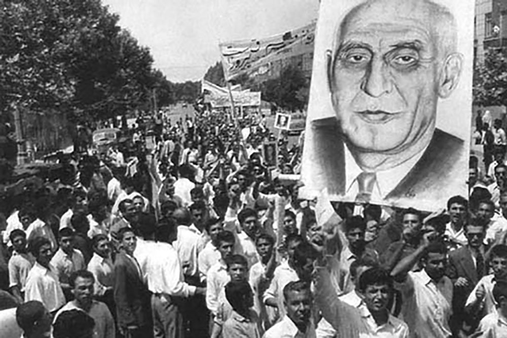 مصدق باج نمی دهد
