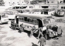 عکس/تعمیرگاه  اتوبوس در قدیم