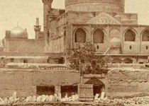 یک تصویر بسیار قدیمی‌ از آرامگاه امام هشتم شیعیان، مشهد