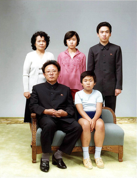 تصویری قدیمی از خانواده رهبر کره شمالی