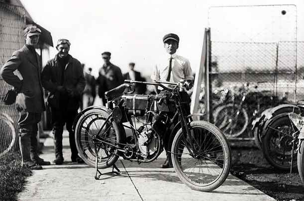عکس/اولین کارخانه موتورسیکلت جهان
