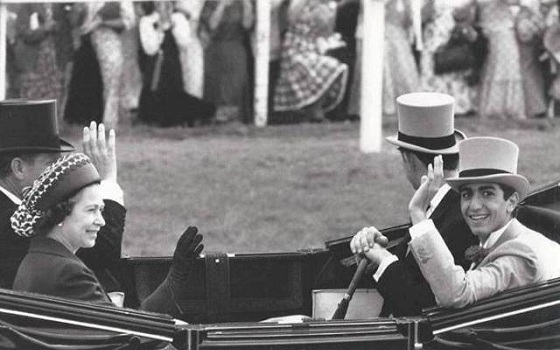 عکس/محمدرضا شاه به همراه ملکه انگلیس