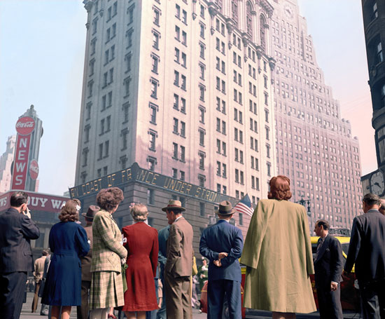 میدان تایم در روز "دی". سال 1944