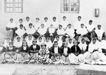 آموزش عمومی دختران در دوران قاجار و پهلوی