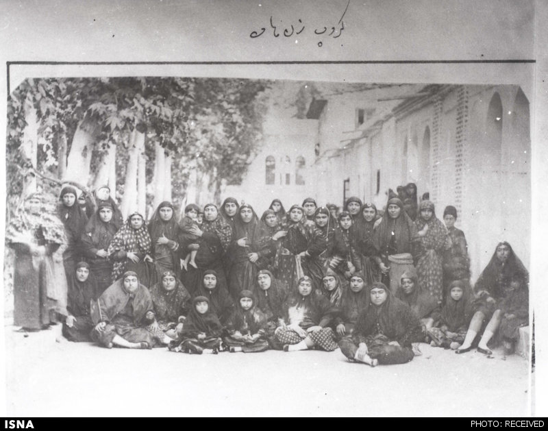 گروپ زنان قاجاری/عکس