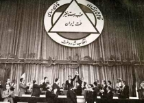 اخراج از کشور به خاطر عدم ثبت نام در حزب+تصویر