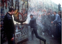 پایان کار دیوار  برلین+عکس
