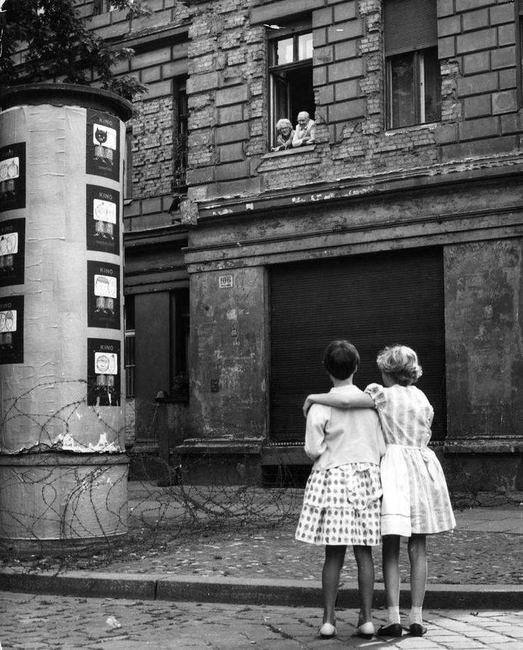دیوار سیاه برلین + عکس