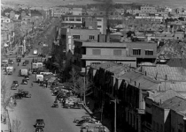 یکی از خیابانهای تهران در اوایل دهه 30