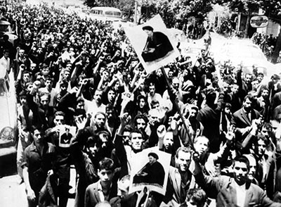 عوامل اجتماعی و نقش مرجعیت در قیام 15 خرداد