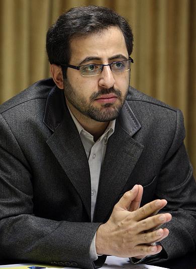خواب شعری زیبا از فاضل نظری+ زندگینامه