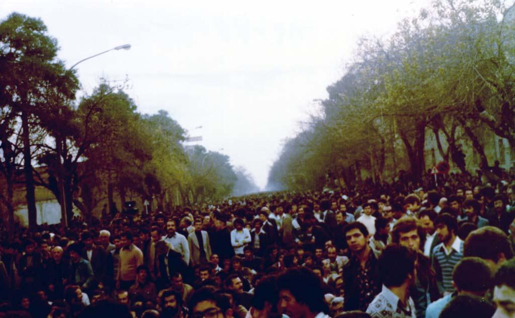 تصاویری از تجلی فرهنگ عاشورایی در انقلاب اسلامی (آلبوم دوم)