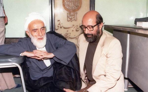 عکس/شهید چمران در کنار واعظ معروف