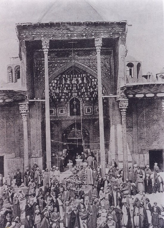 چه کسانی حرم اباعبدالله الحسین(ع) را در طول تاریخ تخریب کردند/ تصاویر