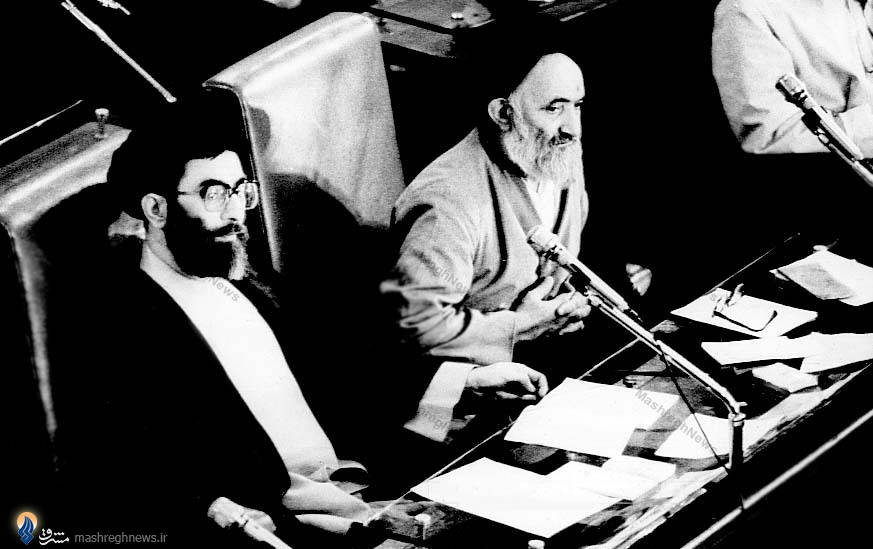 رهبر معظم انقلاب در افتتاحیه نخستین دوره مجلس خبرگان /عکس