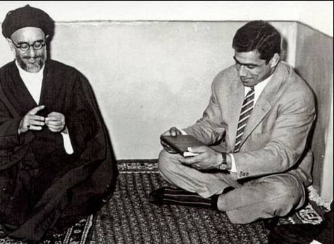 جهان پهلوان تختی درکنار مرحوم آیت الله طالقانی