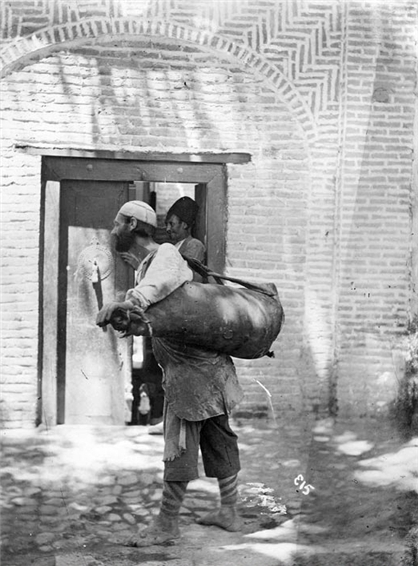عکس/سقای دوره‌گرد