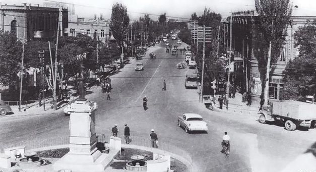 عکس/میدان شهرداری تبریز سال ۱۳۳۷