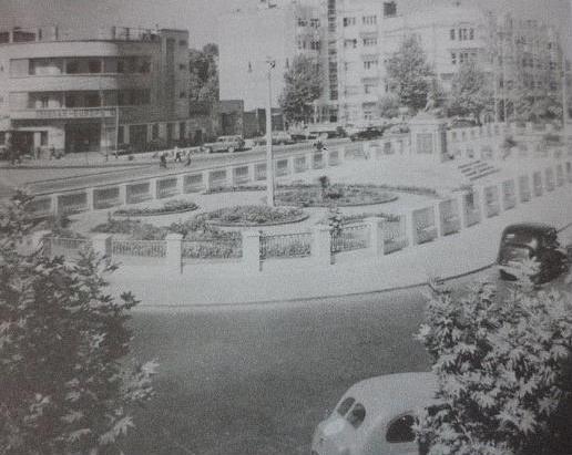 عکس/میدان فردوسی تهران 1330