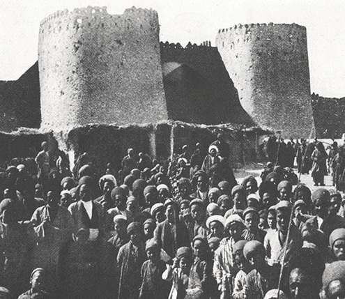 عکس/دروازه ورودی طبس دوره قاجار