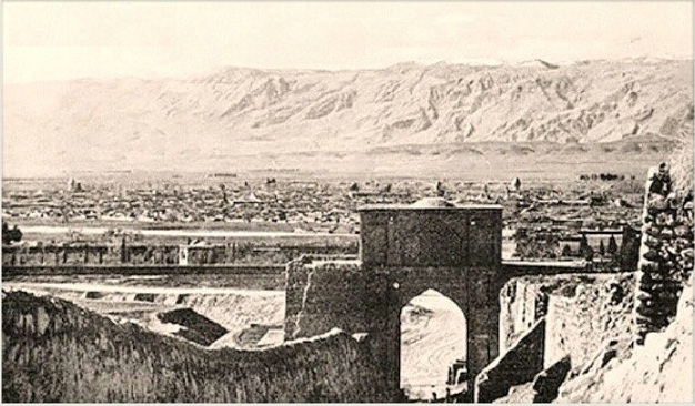 عکس/دروازه قران شیراز زمان ناصرالدینشاه