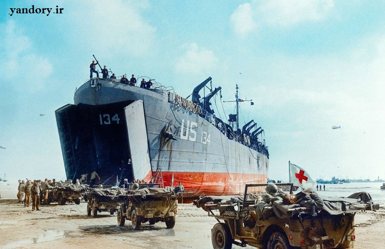ساحل نرماندی در روز "دی". زوئن 1944