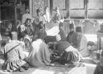 جلسه اقتصادی ناصرالدین شاه/عکس