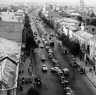 قانون عجیب راهنمایی و رانندگی در ایران/عکس