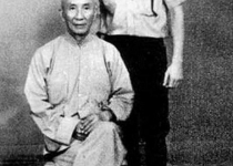 عکسی از بروس لی در کنار استادش