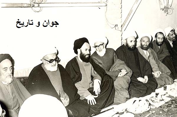 عکس/ آیت‌الله خزعلی در کنار علامه طباطبایی