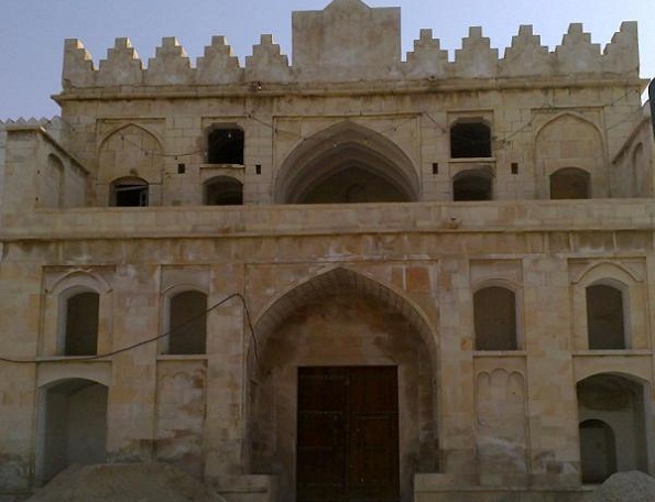 دژ برازجان در قاب گنجه و گنجینه