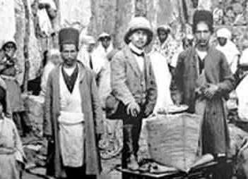 مردم عوض نان، سنگ و شن یا خون دل خوردند