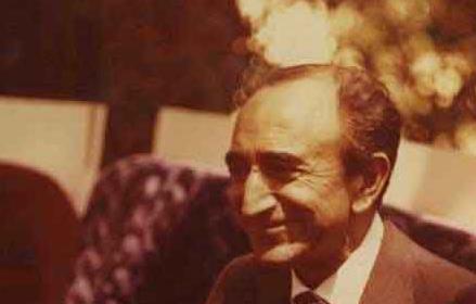 عکس/ پایان جنجالی­ترین وزیر دربار پهلوی دوم