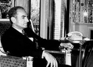 شاه چگونه نمایندگان مجلس را بر می گزید؟!