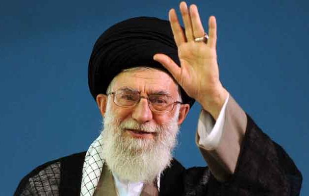 همکاری آیت الله خامنه ای با سربازانی که از پادگان ها فرار می کردند!