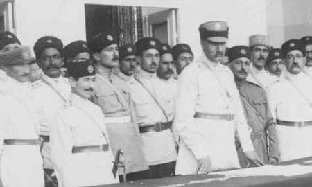 تظاهر رضاخان در لغو امتیاز دارسی