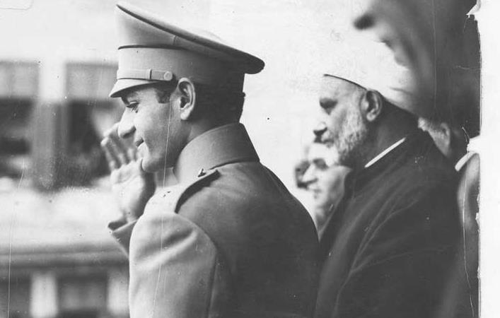 محمدرضا پهلوی کلید تهران را به دیکتاتورها می دهد!