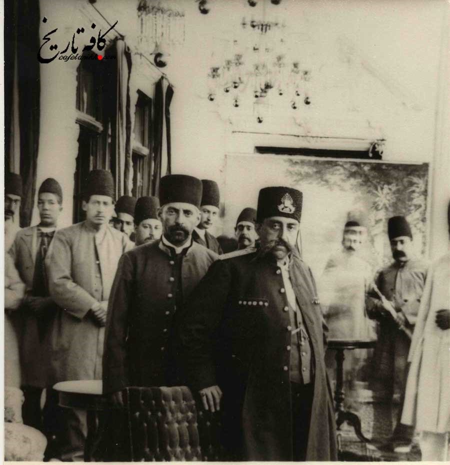 مظفرالدين شاه قاجار در مراسم گشايش اولين جلسه مجلس شوراي ملي