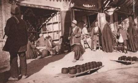 کارکرد گذر و قهوه خانه در بازارهای قدیمی ایران