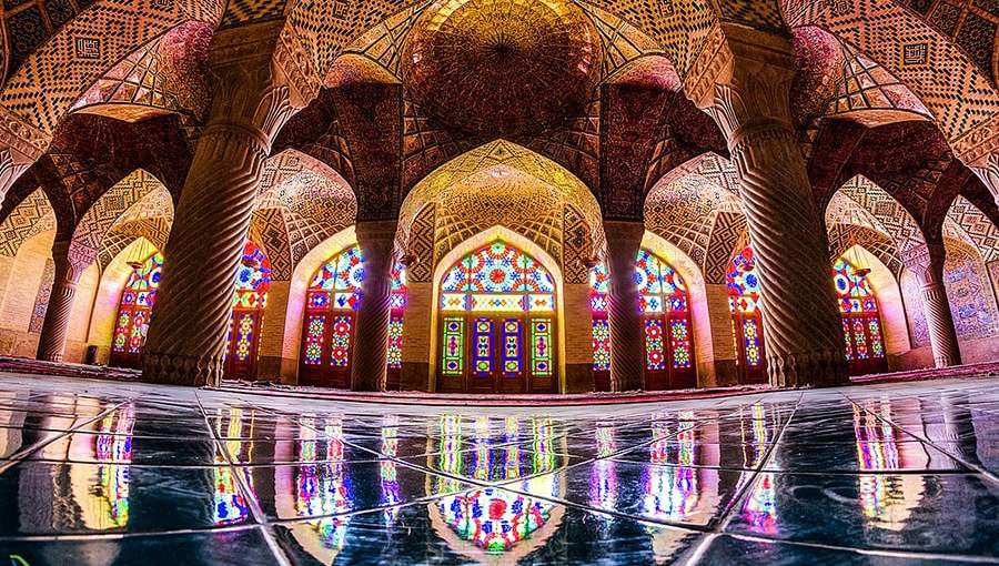 تصویری از مسجد وکیل در شیراز