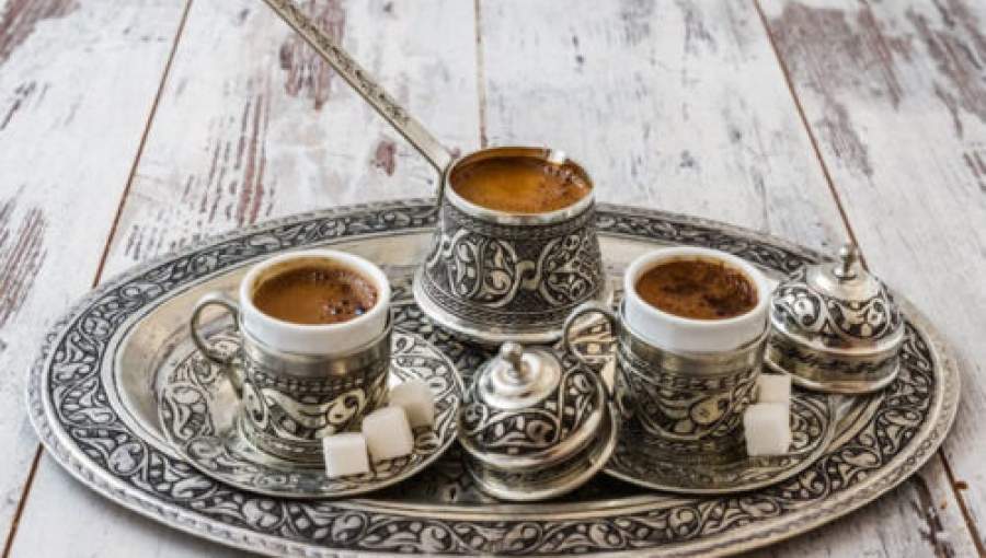 قهوه خوری به سبک مردم قاجار