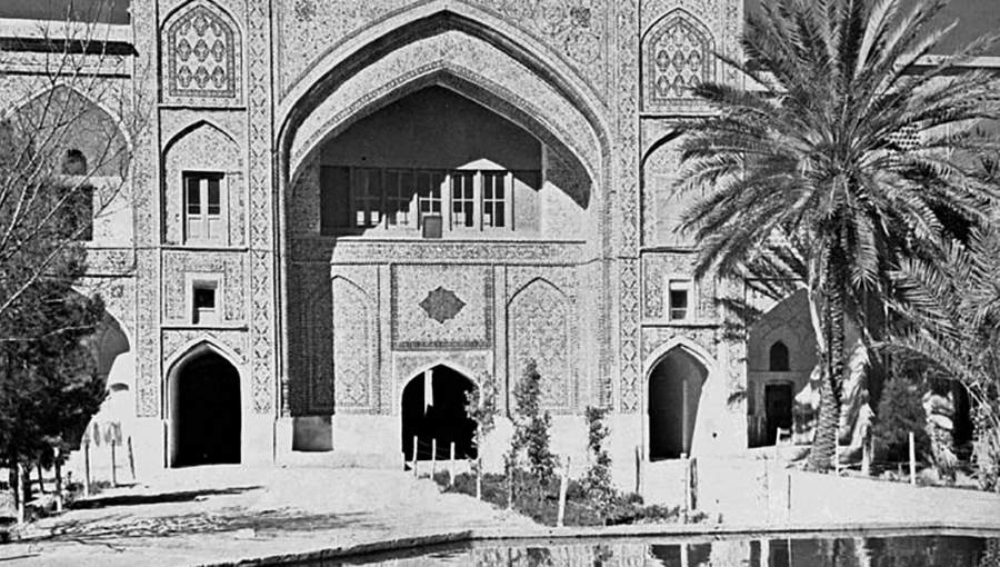 مدرسه‌ای که سنگر مبارزه بود