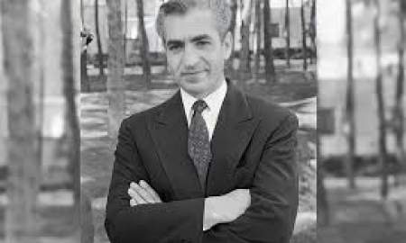 شاهی که قدرتش را الهی می‌دانست