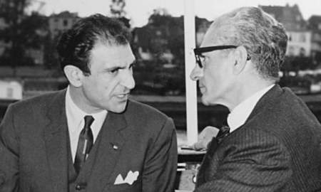 تلگرافی پر از تملق و چاپلوسی