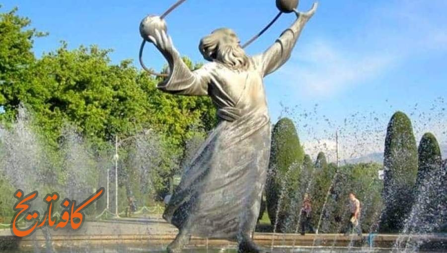 خیام نیشابوری: نگاهی به زندگی و دستاوردهای یک نابغه
