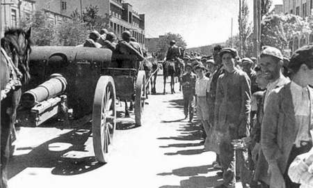 شبیخون با طعم رقص و شراب: فریب انگلیسی‌ها در شهریور ۲۰