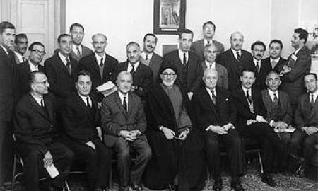 از تحصن دربار تا ملی شدن نفت