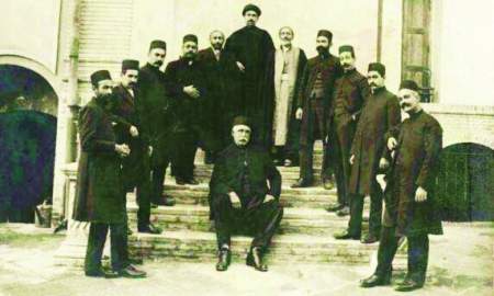 از محراب تا گورستان ارامنه؛ پشت پرده دین‌داری ابزاری میرزا یعقوب