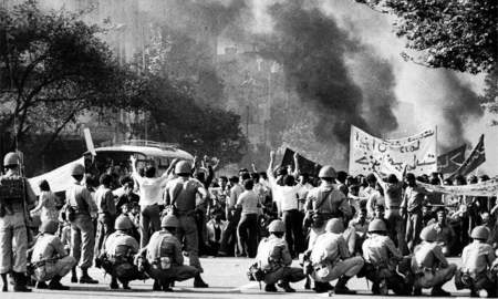 ۱۷ شهریور؛ جمعه‌ای که میدان ژاله را به نماد فروپاشی اعتماد به پهلوی تبدیل کرد